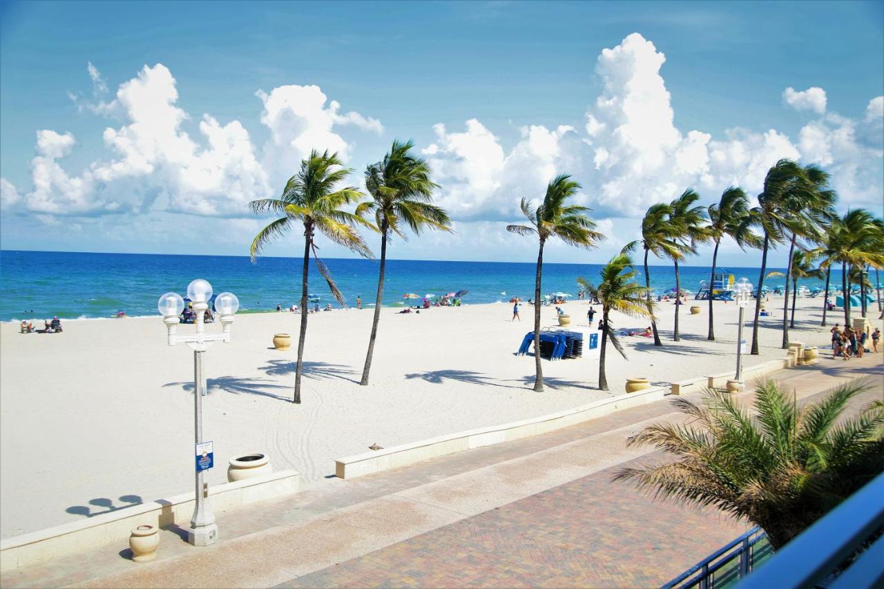 Diane Oceanfront Suites Голливуд Экстерьер фото