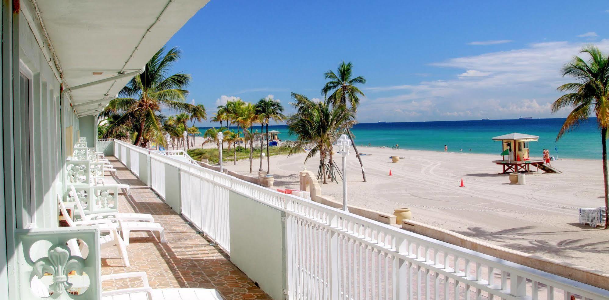 Diane Oceanfront Suites Голливуд Экстерьер фото
